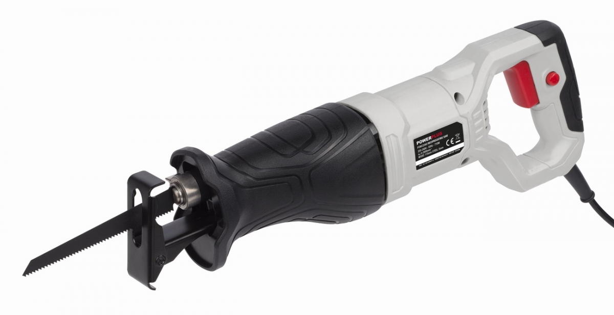Ocasová pila POWERPLUS 710 W s pevnou rukojetí